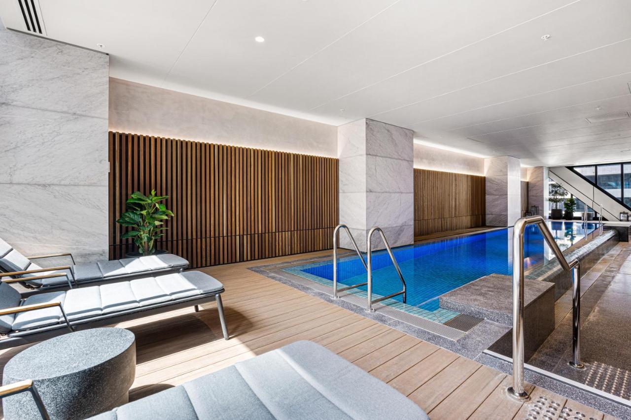 Paragon Apartments By Cllix Melbourne Exteriör bild